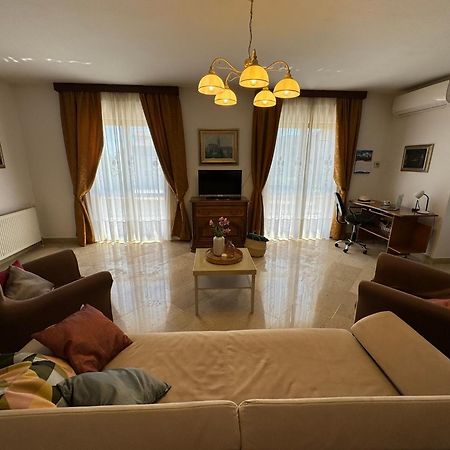Apartman Ostrea *** Bale Eksteriør billede